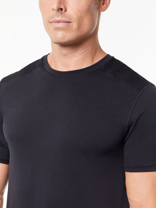 BREEZE SEAMLESS TEE BLACK